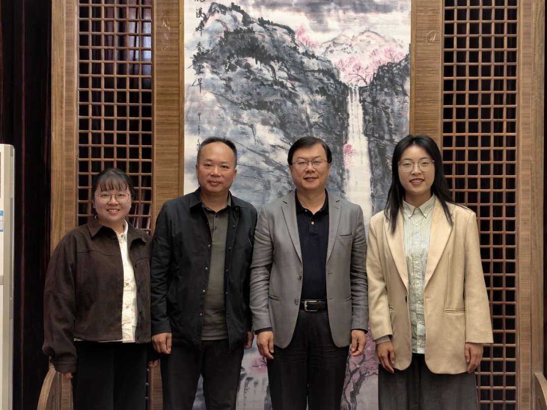 赴非研学交流日志三十六：法学学部、中非研究院教师拜访中国驻津巴布韦大使馆进行工作汇报与交流